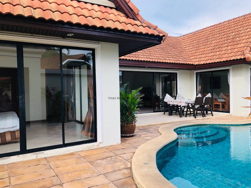 House Rent Pool Villa Jomtien